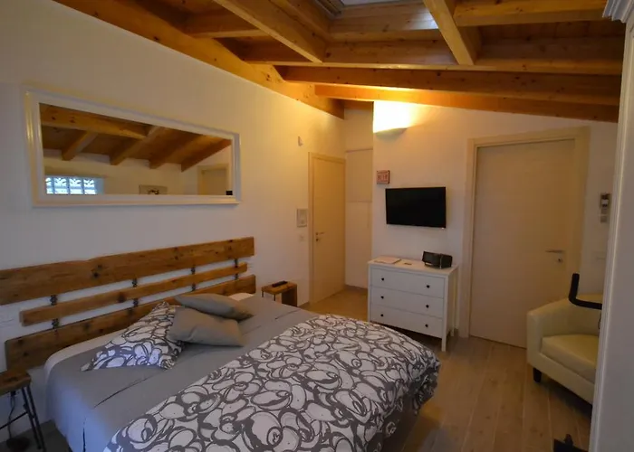 Il Noce Finestra Bed & Breakfast 4*