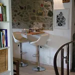 Il Noce Finestra Frühstückspension Roe