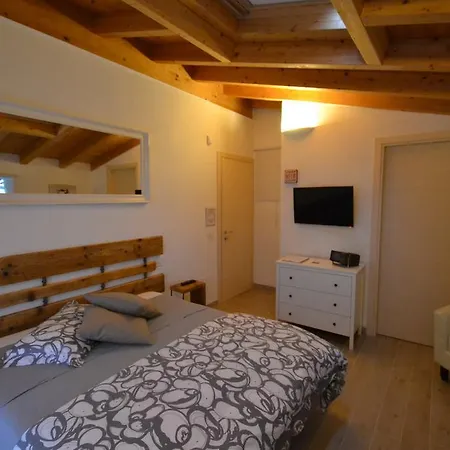 Il Noce Finestra Bed & Breakfast *